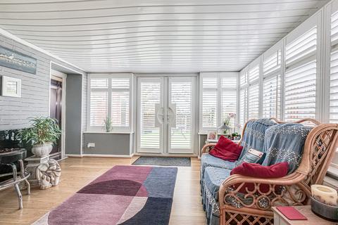 41 Broadlands, Benfleet, SS7 3BD