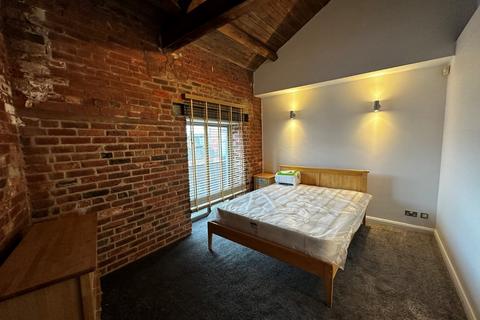 1 bedroom flat to rent - Keys Court, Holbeck, Leeds, UK, LS11