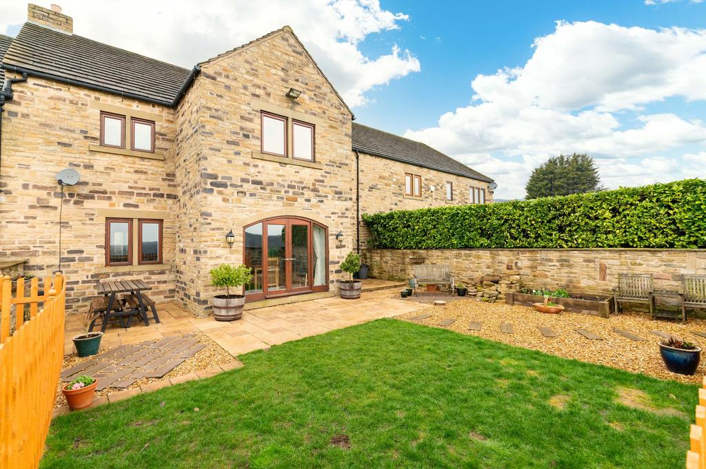 Carr House Court, Wortley, S35 3 bed mews for sale £495,000