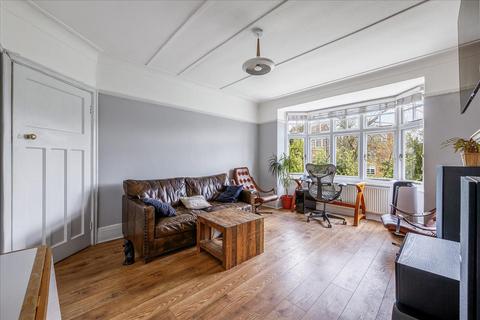 2 bedroom flat for sale - Thorpe Hall Mansions, Eaton Rise, Ealing, London, W5