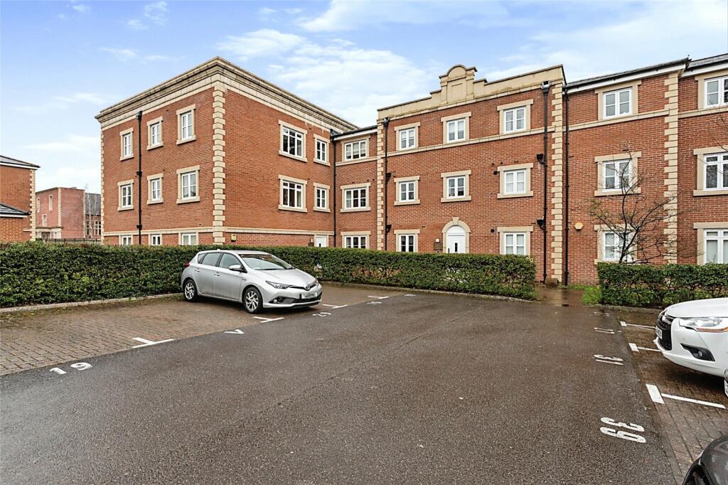 Two Bedroom Apartment at Royal Earlswood Park