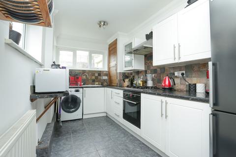 3 bedroom terraced house for sale, High Street, St. Lawrence, CT11