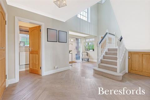 15 Chalklands, Sandon, Chelmsford, CM2 7TH