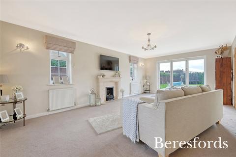 15 Chalklands, Sandon, Chelmsford, CM2 7TH