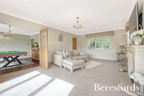 15 Chalklands, Sandon, Chelmsford, CM2 7TH
