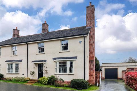 3 bedroom semi-detached house for sale - Orchard Green, Beaconsfield, Buckinghamshire, HP9