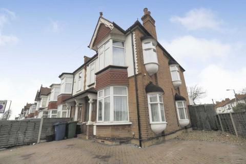 73 Locket Road, Wealdstone, Harrow, HA3 7NQ