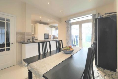 73 Locket Road, Wealdstone, Harrow, HA3 7NQ