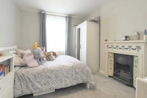 73 Locket Road, Wealdstone, Harrow, HA3 7NQ