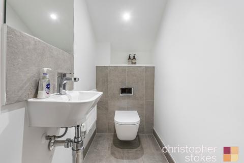 16 Beadman Road, Cheshunt, Waltham Cross, EN8 9FR