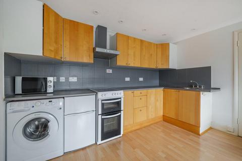 1 bedroom flat for sale - Loudwater,  Wooburn Moor,  Buckinghamshire,  HP10