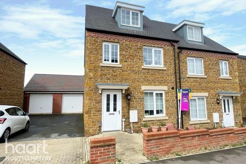 3 bedroom semi-detached house for sale, Mayfly Road, Northampton