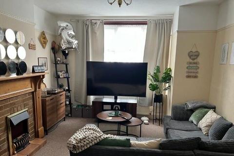 1 bedroom flat for sale, Flat 1, 44 Gordon Avenue, Bognor Regis, West Sussex, PO22 9LS