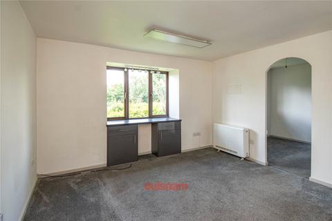 110 Mayfield Close, Catshill, Bromsgrove, B61 0NP