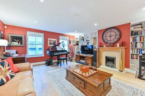 4 bedroom terraced house for sale, Conduit Mews, Bayswater, London, W2