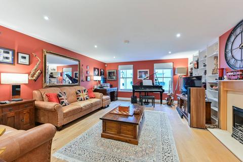 4 bedroom terraced house for sale, Conduit Mews, Bayswater, London, W2