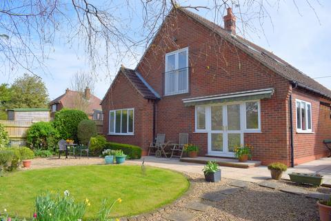 3 bedroom detached house for sale, Old Post Office Lane, Barnetby, DN38