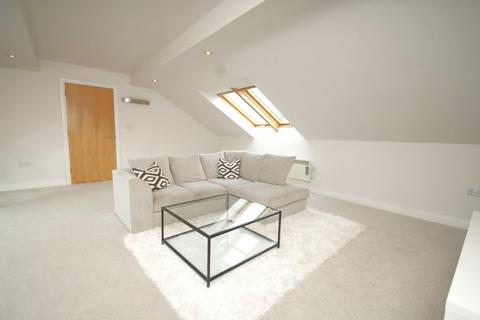 2 bedroom flat to rent - Roker Lane, Pudsey, West Yorkshire, LS28