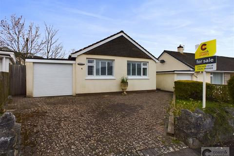 2 bedroom detached bungalow for sale, St. Johns Close, Bovey Tracey