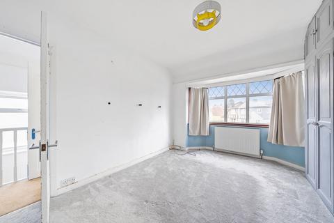 126 Foxon Lane, Caterham, CR3 5SD