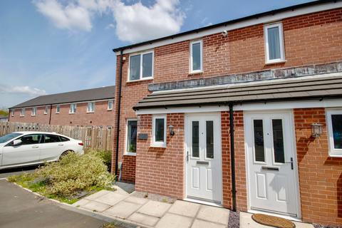 2 bedroom end of terrace house for sale, Cae'r Delyn, Oakdale, NP12