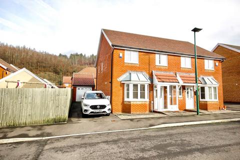 3 bedroom semi-detached house for sale - Copper Beech Drive, Tredegar, NP22