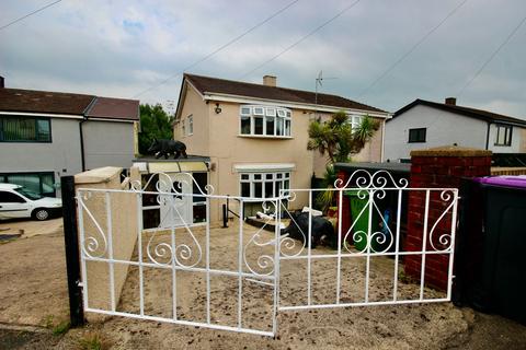 2 bedroom semi-detached house for sale, Parklawn Close, Pontnewydd, NP44