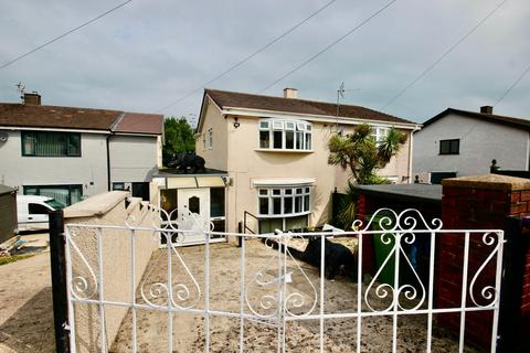 3 bedroom semi-detached house for sale, Parklawn Close, Pontnewydd, NP44