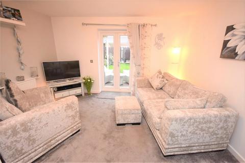 2 bedroom semi-detached house for sale - The Stables Mews, Marston Green, Birmingham, West Midlands, B37