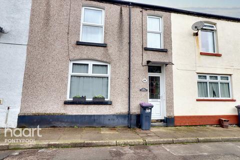 3 bedroom terraced house for sale, Commercial Street, Griffithstown