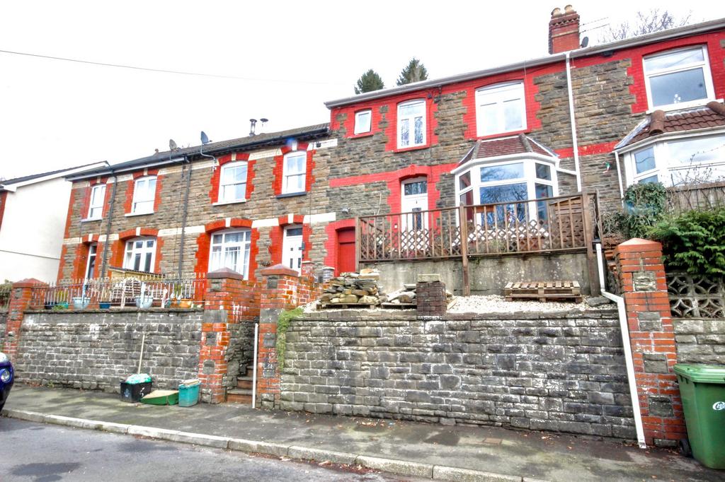 Glyn Terrace, Ynysddu, NP11 2 bed terraced house for sale £170,000