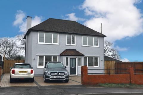 4 bedroom detached house for sale, Gelligaer Road, Trelewis, CF46