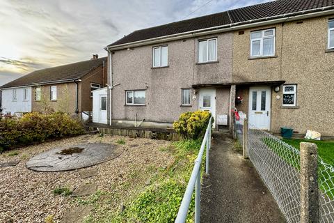 3 bedroom semi-detached house for sale, Fleur De Lys Avenue, Pontllanfraith, NP12