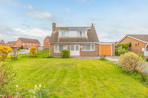 3 bedroom detached bungalow for sale - Church Road, Old Leake, Boston, Lincolnshire, PE22