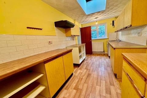 3 bedroom terraced house for sale - Castle Street, Abertillery, NP13