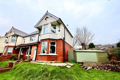 4 bedroom semi-detached house for sale, Bryn Road, Pontllanfraith, NP12