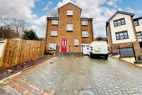 4 bedroom detached house for sale, Tanglewood Drive, Blaina, NP13