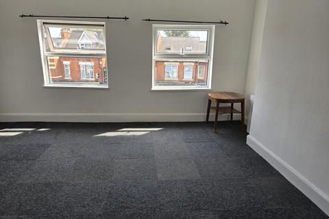Studio to rent, Uppingham Road, Leicester LE5