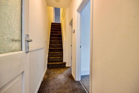 3 bedroom terraced house to rent, Gladstone Street, Abertillery, NP13