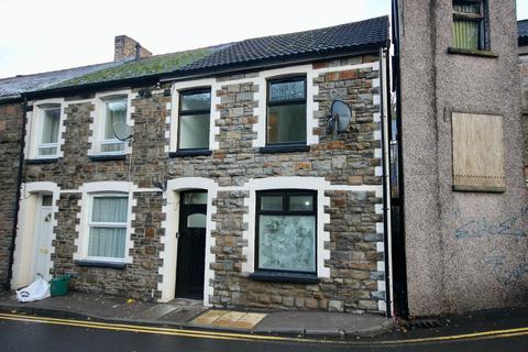 2 bedroom terraced house to rent, Castle Street, Abertillery, NP13