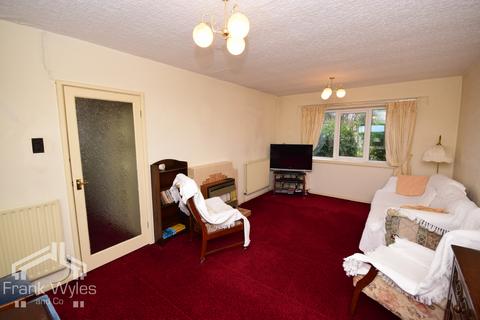 3 bedroom semi-detached house for sale, Highbury Road East, Lytham St Annes, FY8