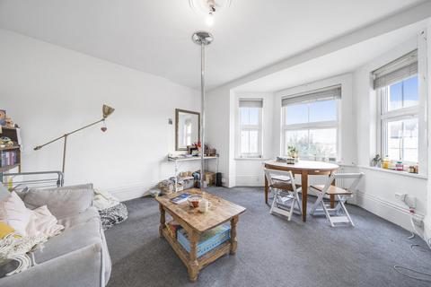 2 bedroom flat for sale - Penge Road, Anerley