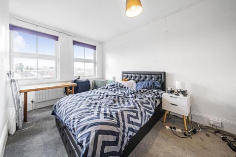 2 bedroom flat for sale - Penge Road, Anerley