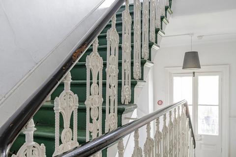 Flat 1, Harcourt Mansions Penge Road, London, SE20 8SU