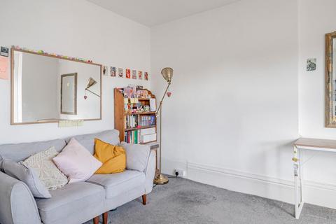 Flat 1, Harcourt Mansions Penge Road, London, SE20 8SU
