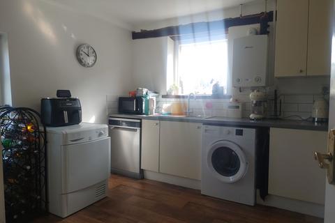 1 bedroom flat to rent, Granary Flats, Church Road, Chart Sutton, Maidstone, Kent, ME17 3RE