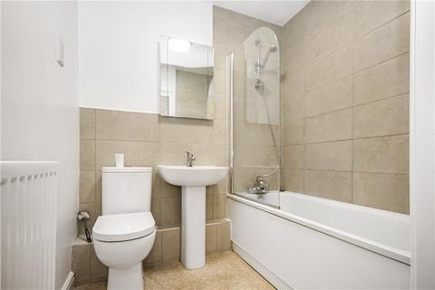 1 bedroom apartment to rent - Chantry Close, Sunbury-on-Thames, Surrey, TW16