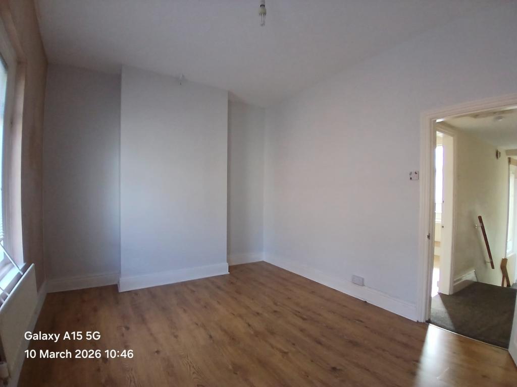 7 Cundall road 10.03 (2)