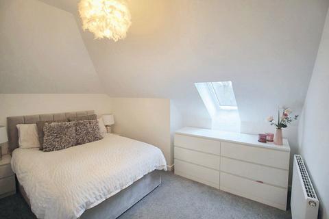 2 bedroom flat for sale - Warkworth Drive, Wideopen, Newcastle upon Tyne, Tyne and Wear, NE13 6LZ