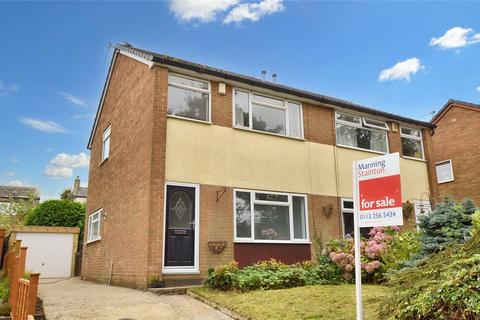 3 bedroom semi-detached house for sale, Smalewell Green, Pudsey, West Yorkshire